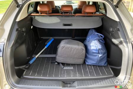 2023 Mazda CX-50 - Cargo bay 1